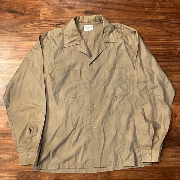 Vintage ‘60s button-up dress-shirt by Cranbrook with pearlized button detail - Picture 1 of 5